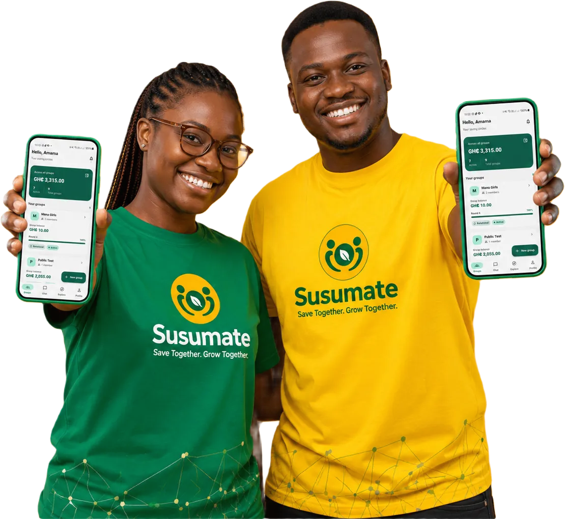 A couple holding phones showing their shared SusuMate Allawa pot